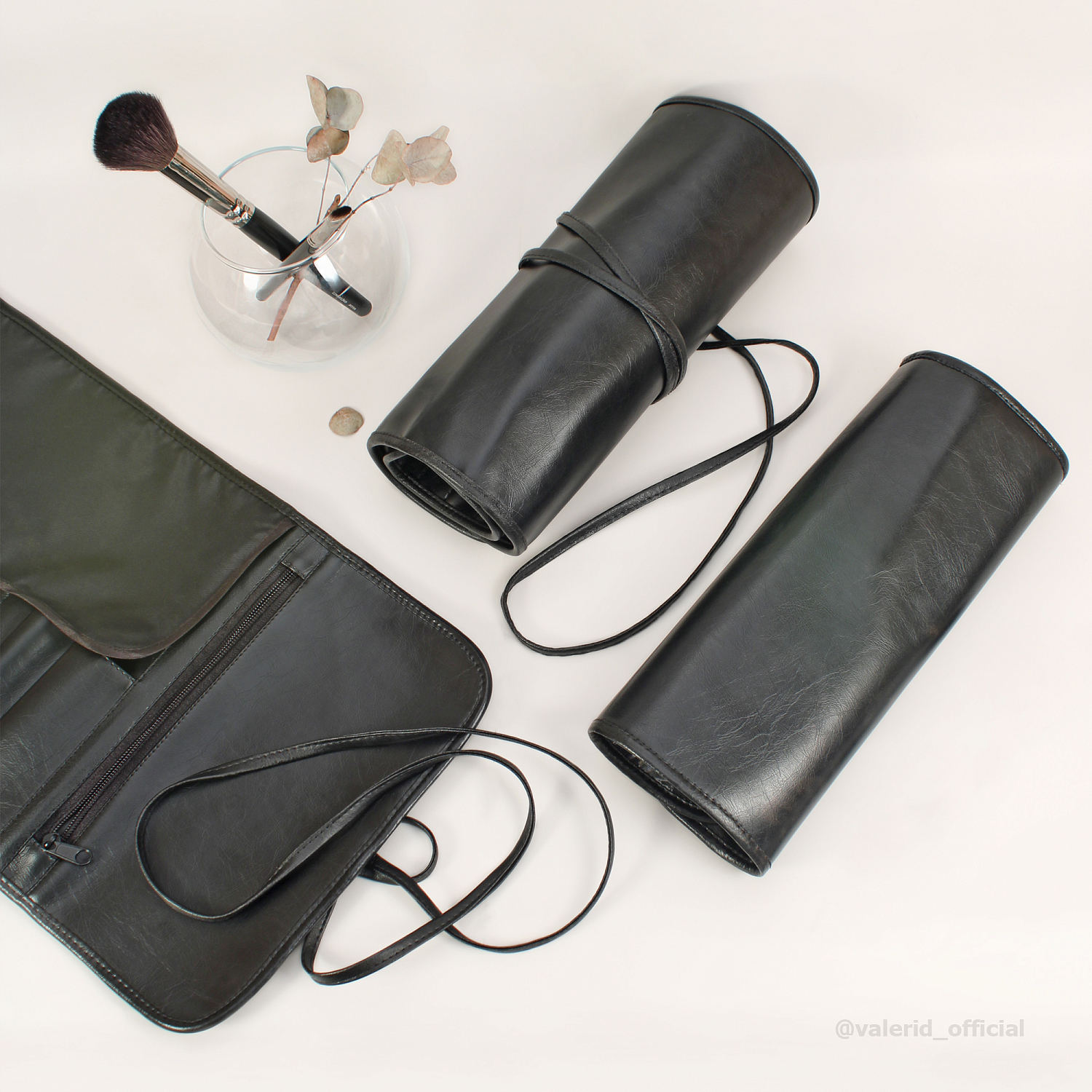 Вместимые и удобные чехлы (футляры) для ваших кистей