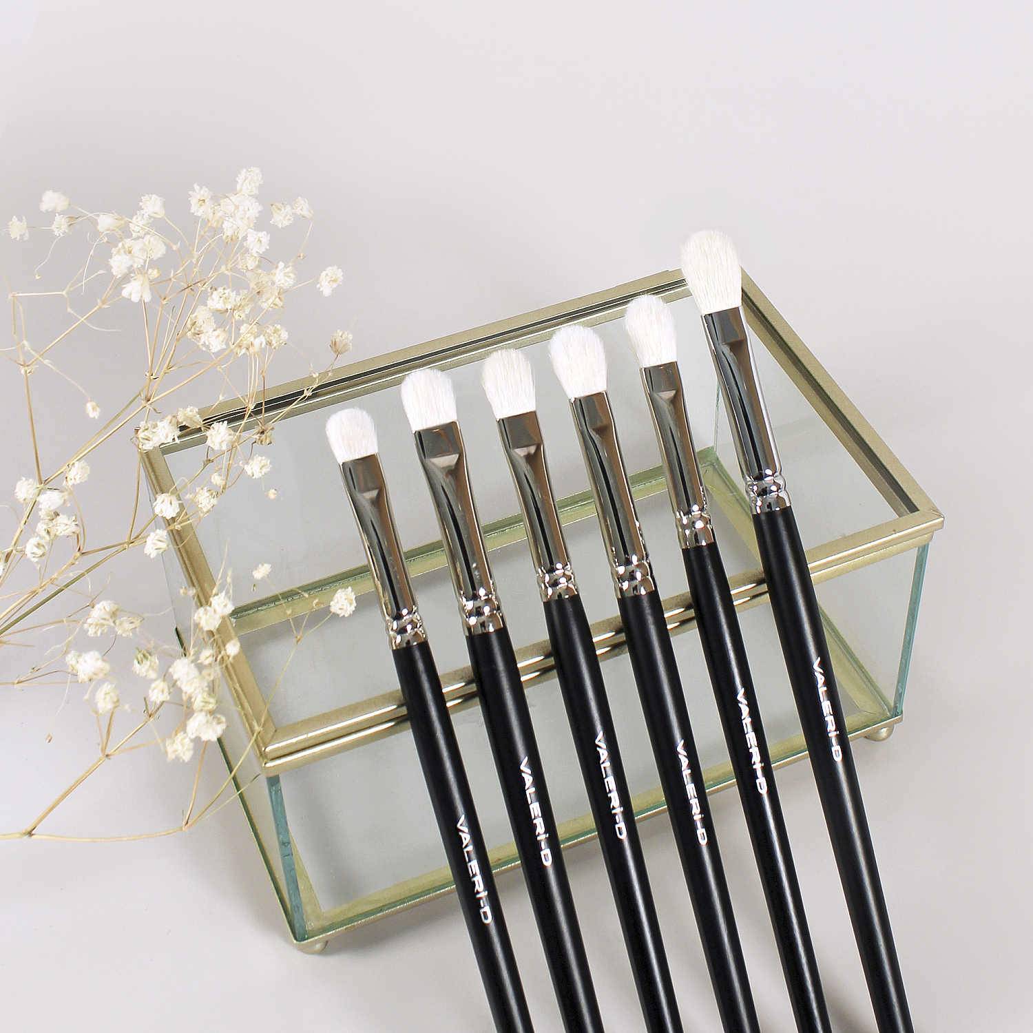 Кисти для теней из волоса козы