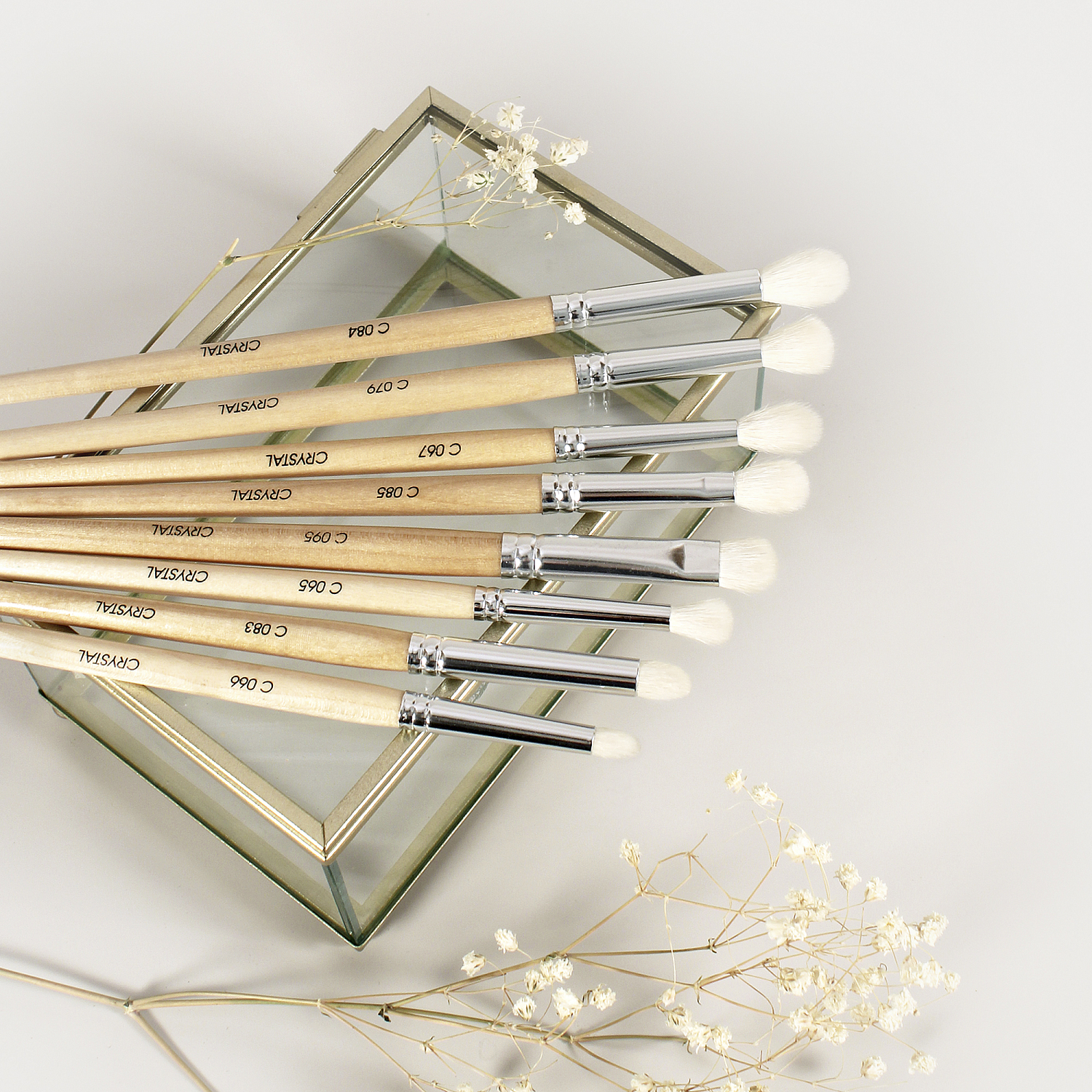 Кисти для теней из волоса козы